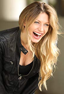 Jes Macallan